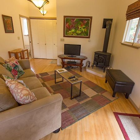Kuuipo Cottage Mountain View Екстериор снимка